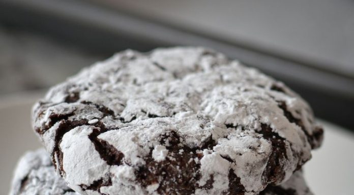 Chocolate Crinkle Cookies
