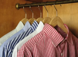 How Remove Wrinkles from Clothing—Without Using an Iron