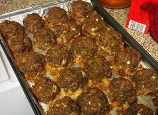 INCREDIBLE BAKED MEATBALLS