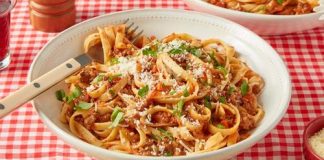 Slow-Cooker Bolognese