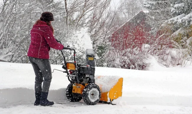 11 Snow Blower Mistakes to Avoid This Winter