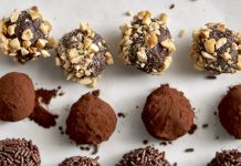 How To Make Foolproof Chocolate Truffles: The Easiest, Simplest Method