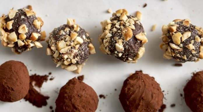How To Make Foolproof Chocolate Truffles: The Easiest, Simplest Method
