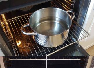 How to Clean Your Oven in Minutes and Make It Look Brand New
