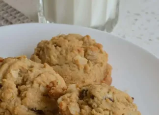 PEANUT BUTTER OATMEAL CHOCOLATE CHIP COOKIES