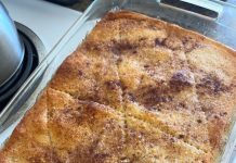 Apple Cheesecake Danish Bars