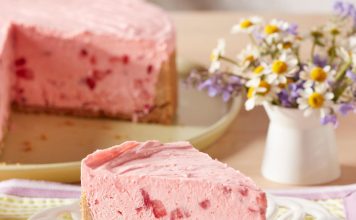 No-Bake Strawberry Cheesecake