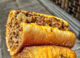 PHILLY CHEESESTEAK SLOPPY JOES