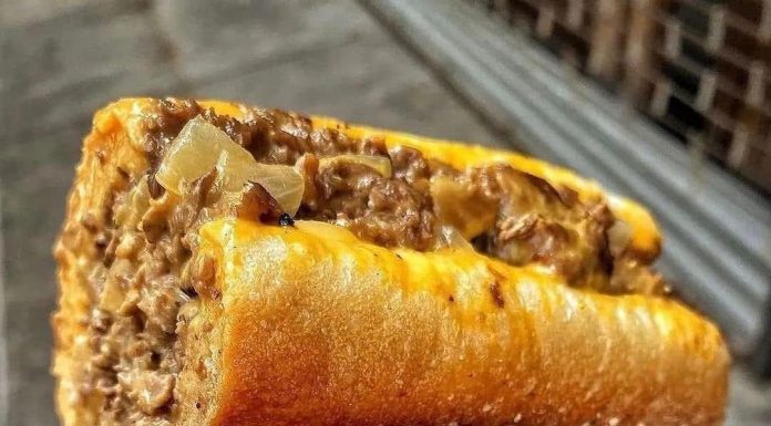 PHILLY CHEESESTEAK SLOPPY JOES