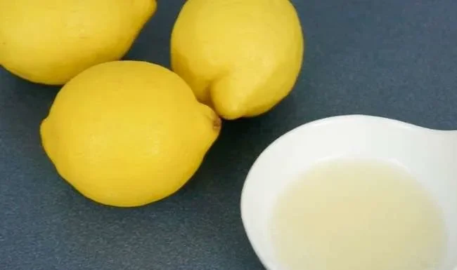 9 Ways Lemons Will Make Your Life So Much Easier (and Cleaner)