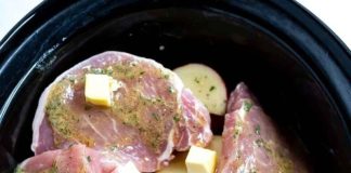 CROCKPOT RANCH PORK CHOPS AND POTATOES