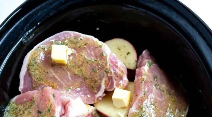 CROCKPOT RANCH PORK CHOPS AND POTATOES