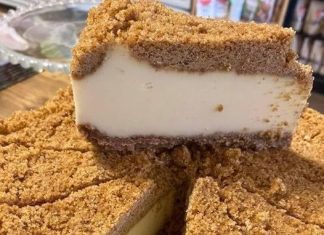 DOUBLE CRUST CHEESECAKE