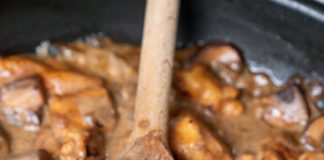 Easy Chicken Stroganoff