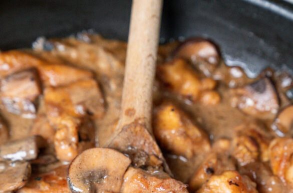 Easy Chicken Stroganoff