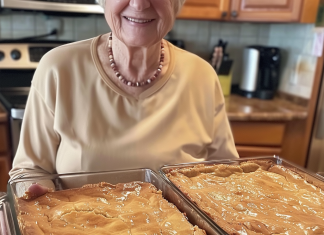 Delicious Ooey Gooey Bars