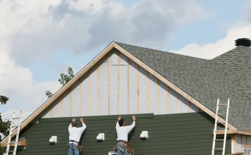 These 6 Signs Tell You It’s Time to Replace Your House’s Siding ASAP