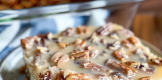 This Butter Pecan Praline Poke Cake is Pure Heaven!