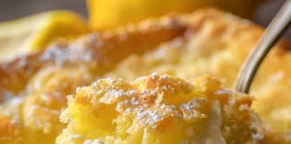 4 Ingredients Lemon Cream Cheese Dump Cake