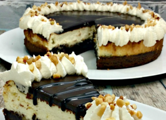 Hot Fudge Sundae Brownie Cheesecake