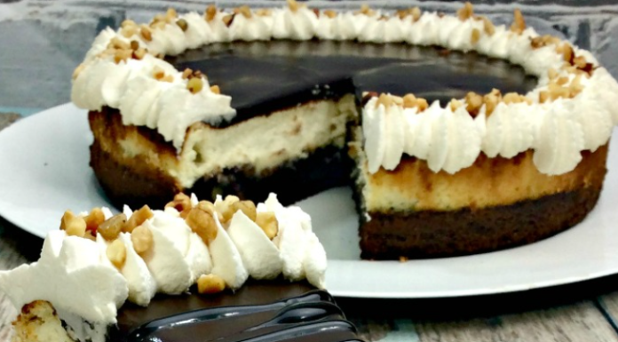 Hot Fudge Sundae Brownie Cheesecake
