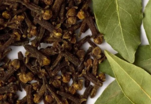 The Miracle of Bay Leaf Will Make Your Stomach Flat, Your Hair Thick, Your Face Bright