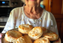 Grandma’s Secret Recipe: Tender, Nostalgic Biscuits