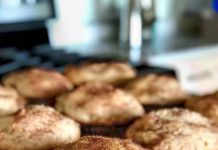 Unbelievably Delicious Snickerdoodle Muffins Recipe!