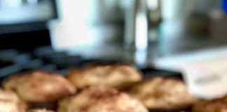 Unbelievably Delicious Snickerdoodle Muffins Recipe!