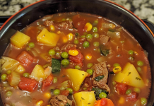 Warm Up with Hearty Vegetable Beef Soup – A Comforting, Flavor-Packed Meal!