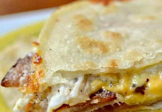 Easy Chicken Quesadilla Recipe