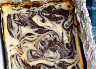CREAM CHEESE BROWNIES