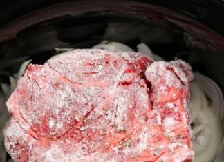 Put Floured Beef Over a Bed of Onions in a Slow Cooker for This Remarkable Meal