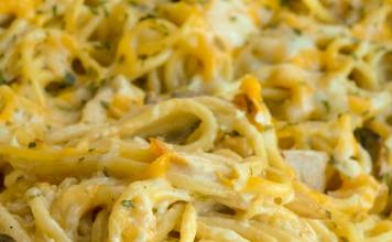 CHICKEN TETRAZZINI