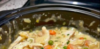 Chicken Pot Pie Noodle Skillet