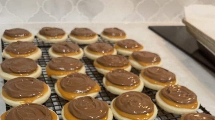 Twix cookies