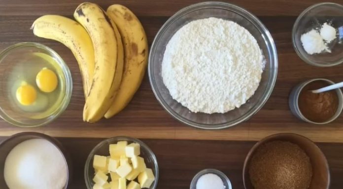Best Banana Bread with Walnuts and Raisins