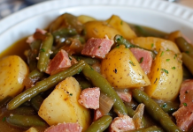 Comfort in a Pot: Slow Cooker Green Beans, Ham, and Potatoes – A Hearty Homestyle Meal!