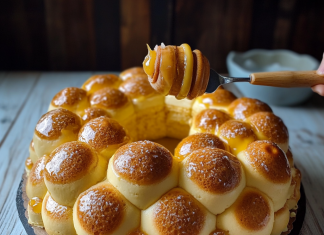 Sweet Buzz: Bee Hive Cake – A Unique, Honey-Laden Delight!