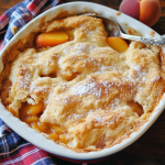 Southern Sweetness: Georgia Peach Cobbler – A Timeless Dessert!