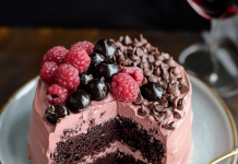 Decadent Fusion: Red Wine Chocolate Cake – A Rich, Velvety Treat!