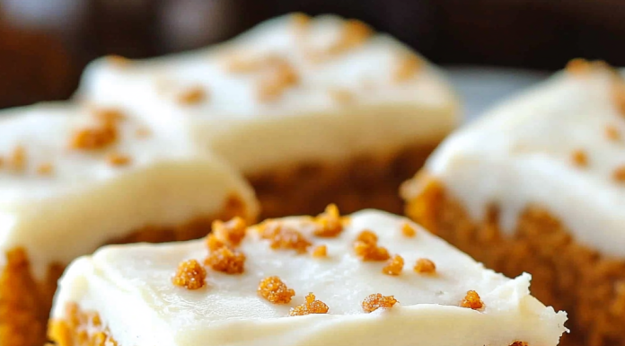 Autumn Bliss: Pumpkin Bars with Cream Cheese Frosting – A Seasonal Favorite!
