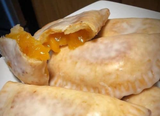 Homemade Fried Apple or Peach Pies: A Southern Comfort Classic.