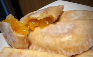 Homemade Fried Apple or Peach Pies: A Southern Comfort Classic.