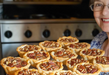 Decadent Bites: Pecan Tarts – Rich and Nutty Delight!