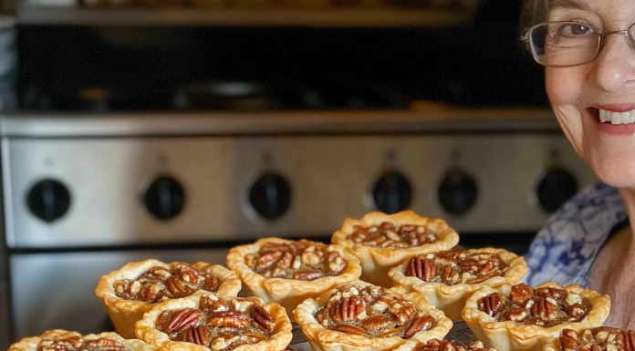 Decadent Bites: Pecan Tarts – Rich and Nutty Delight!