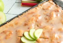 Mom’s Old-Fashioned Flat Apple Pie