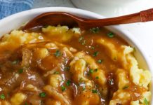Savory Onion Gravy: A Comforting Classic