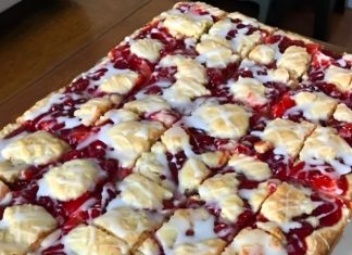 Delicious Cherry Bars Recipe