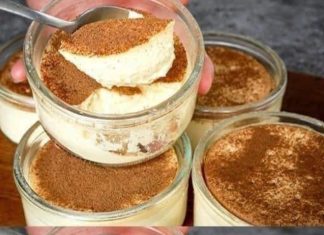 Creamy Fruit Blender Bowl: An Easy Dessert Recipe for the Blender